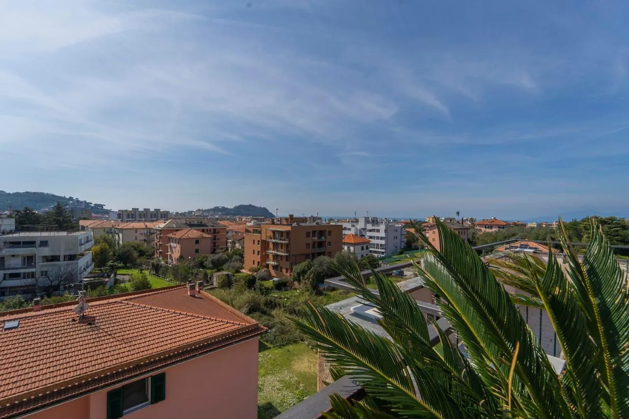 124 - Casa Con Terrazza Sestri- 15Minuti A Piedi Dal Centro Appartement Sestri Levante 0*,  Italië