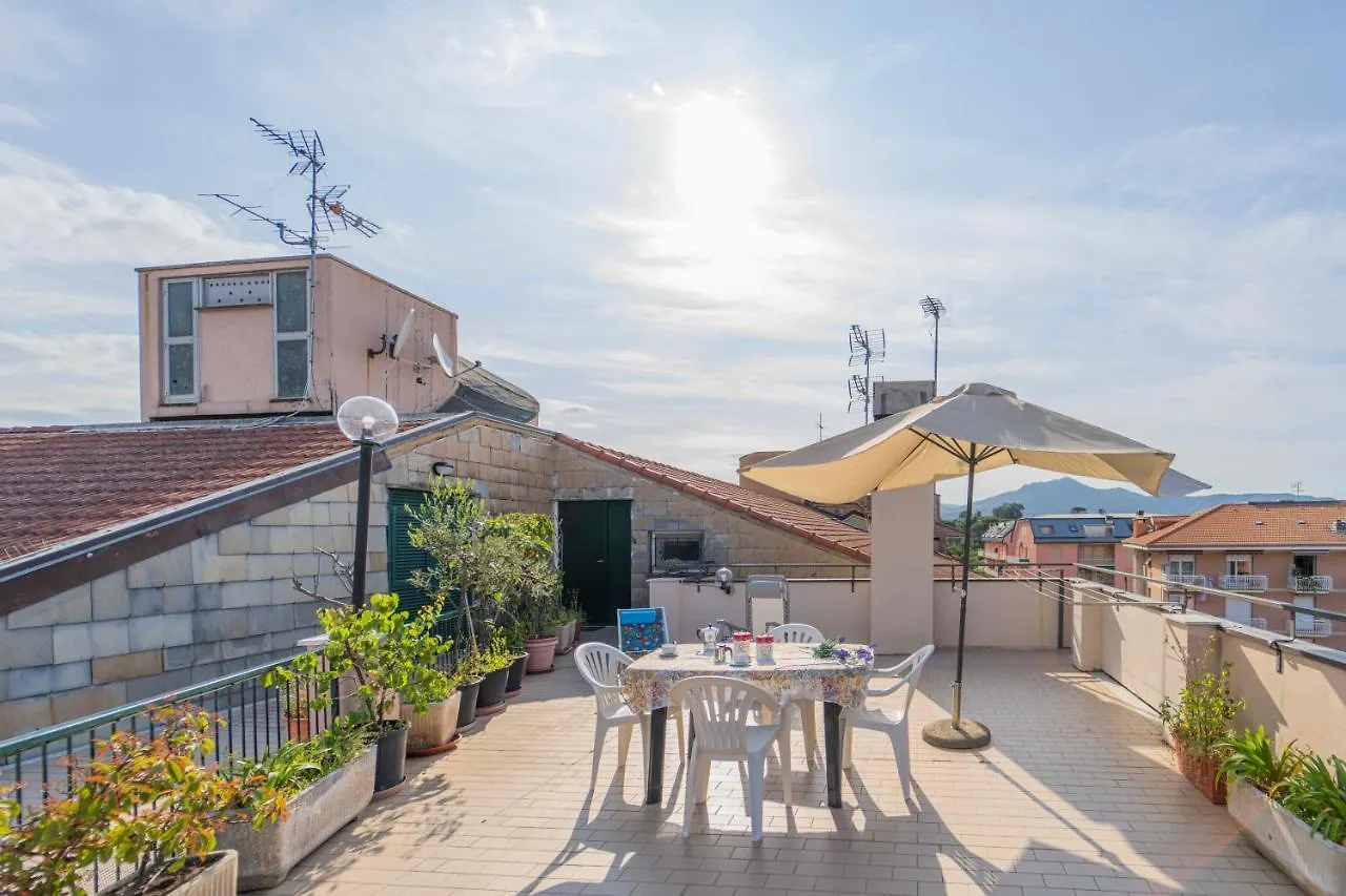 124 - Casa Con Terrazza Sestri- 15Minuti A Piedi Dal Centro Appartement Sestri Levante